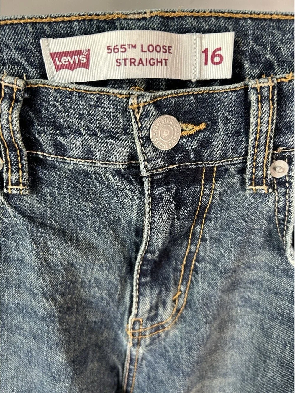 Levi’s 565 Straight Jeans Youth Size 16 28x29